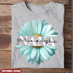 Mom Grandma Flower Daisy Color And Kids T-Shirt