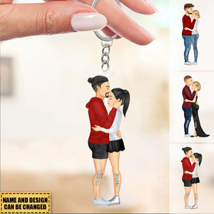 Personalized Hugging Couple Keychain - Gift For Couple - V2